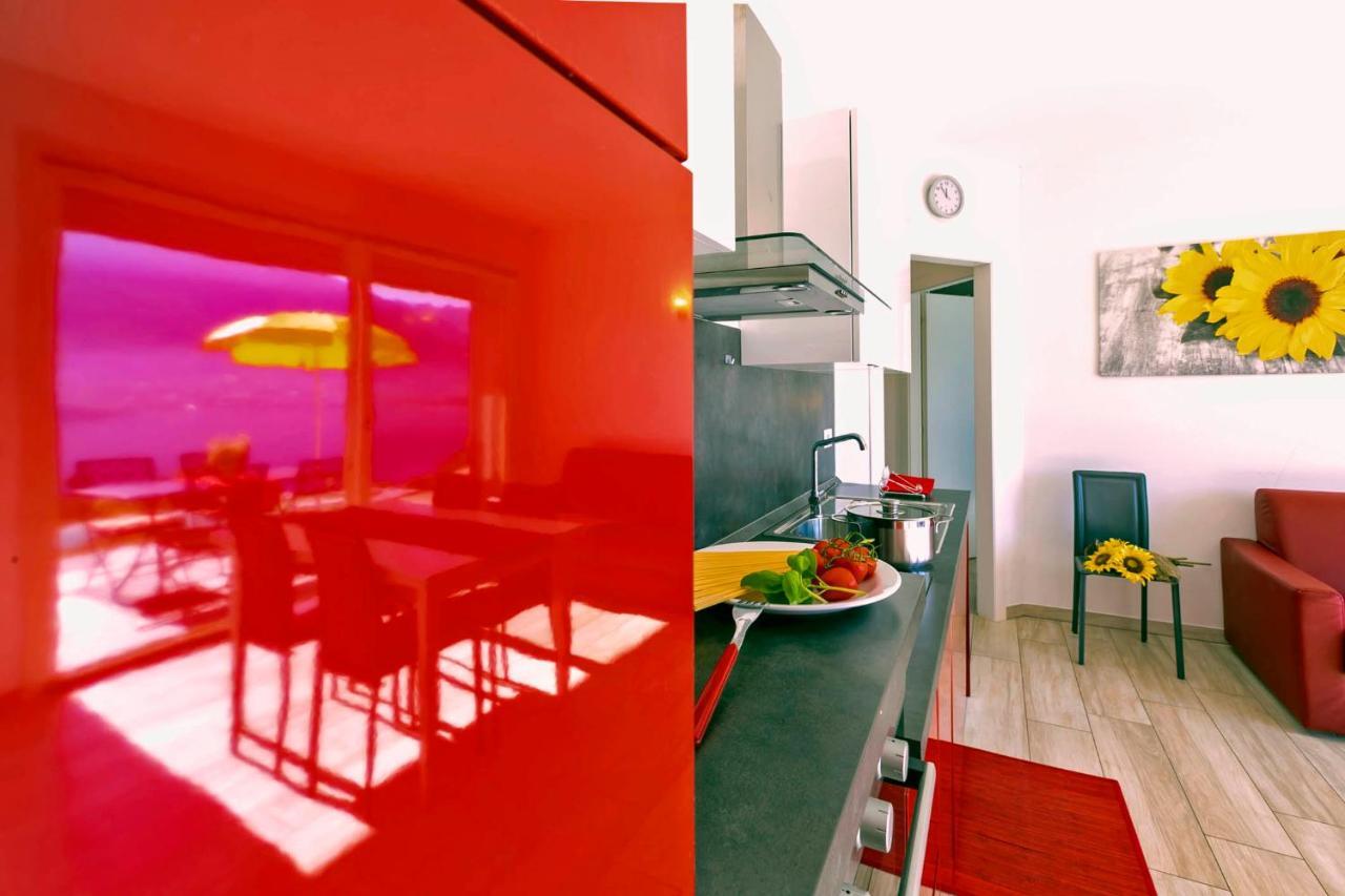 La Collinetta Apartments Vercana Eksteriør billede