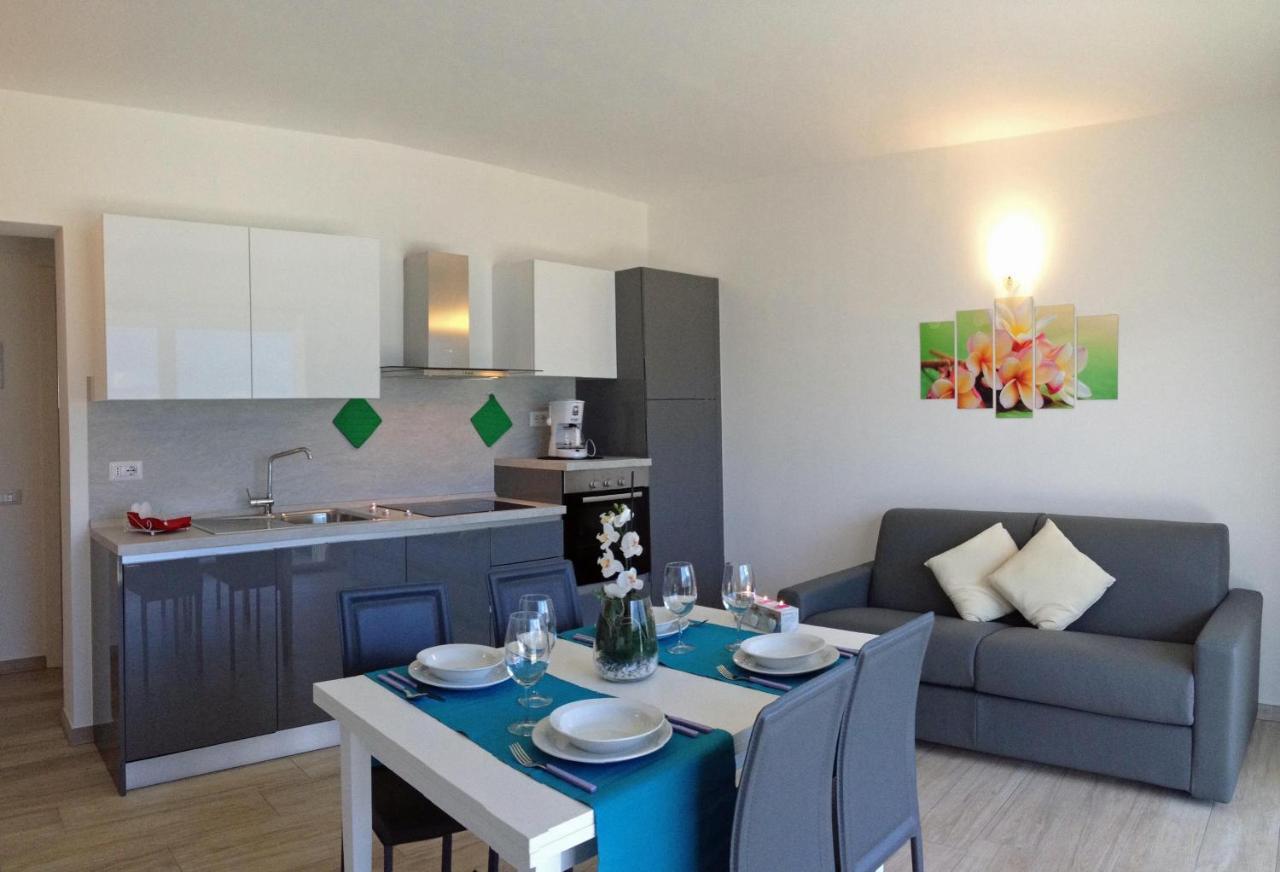 La Collinetta Apartments Vercana Eksteriør billede